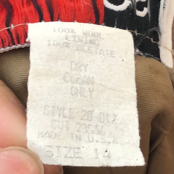 VINTAGE Briggs Women's Tan Back Slit Lined Skirt 100% Wool 14 PLUS SIZE - Picture 8 of 8